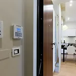 Apartment Dreams *